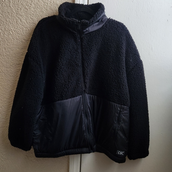 NWT Grand Beach Club- Sherpa Jacket - Picture 3 of 9